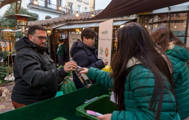 Ecovidrio entrega 2.500 roscones a ciudadanos por reciclar más de 1 kilo de envases de vidrio