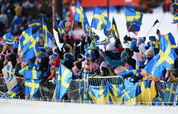 Aficionados suecos apoyan al equipo nacional de esquí en en Falun, Suecia, el pasado 2015. Getty Images