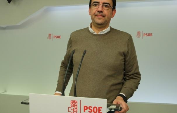 El PSOE asegura que sigue trabajando con el PSC, "sin fijar un plazo", y no hay "nada decidido" sobre su relación