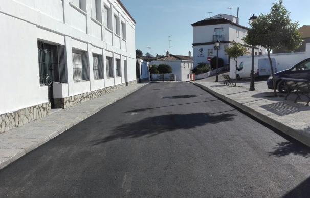 Diputación cumple con el plan de pavimentación y mejora de parques infantiles de 2016