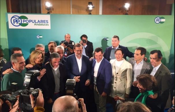 Rajoy: "Para ser presidente de España no basta con humillarse ni hipotecarse. Necesitamos un presidente con dignidad"