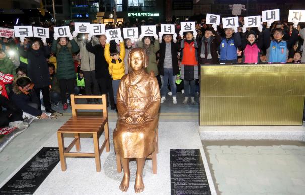El ministro de Exteriores surcoreano critica la estatua de las 'mujeres de confort' en Busan