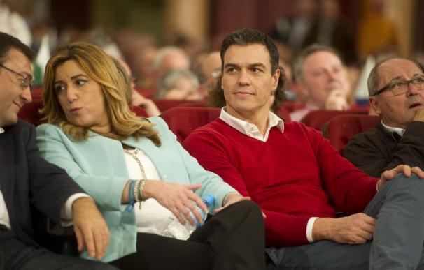 La presidenta de la Junta, Susana Díaz, con el secretario general, Pedro Sánchez.