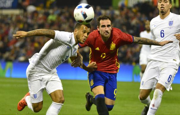 Paco Alcácer en el amistoso que España venció a Inglaterra. / AFP