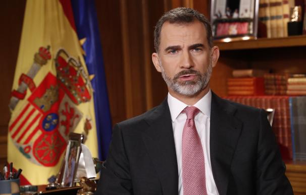 PP, PSOE y Ciudadanos relativizan la caída en la audiencia del discurso del Rey, que registró mínimo histórico