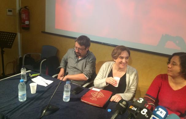 Colau anuncia un "espacio político" catalán por los derechos sociales y el derecho a decidir