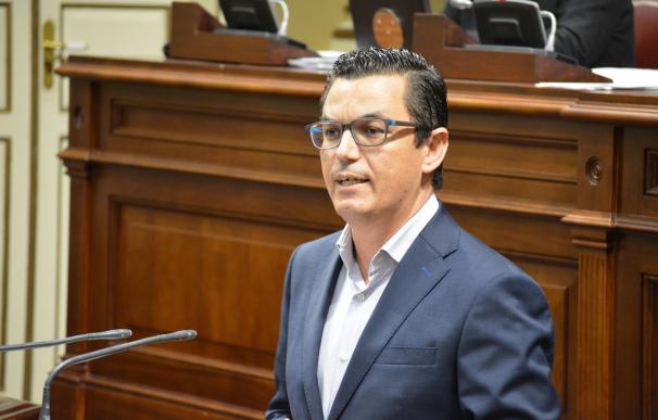 Pablo Rodríguez aboga por "pasar página a la bronca continua" sobre las carreteras de Canarias