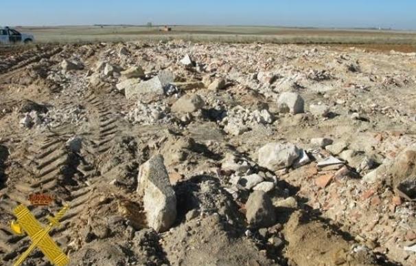 Un investigado por causar daños al arar un yacimiento arqueológico de Alaejos (Valladolid)
