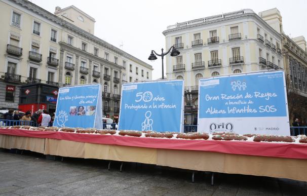 Aldeas Infantiles SOS reparte 1.500 kilos de Roscón de Reyes en el año de su 50 aniversario