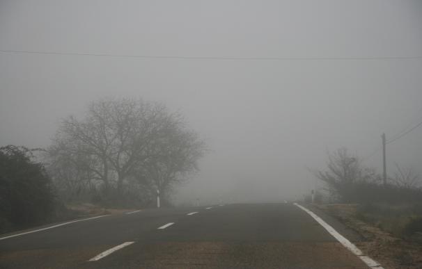 La niebla condiciona la circulación en varios tramos de carreteras aragonesas