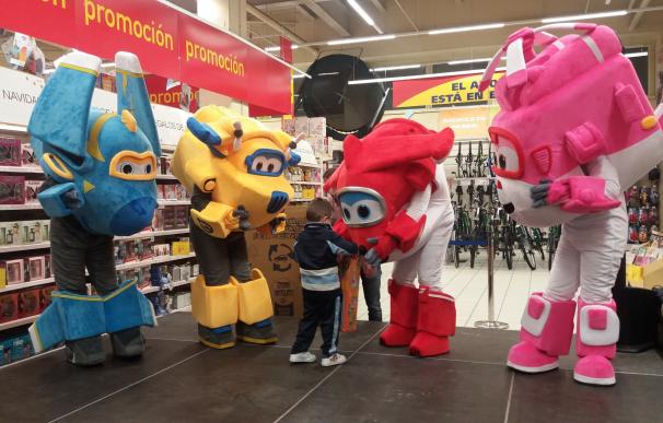 Alcampo recogió 63.000 juguetes en su campaña solidaria 'Ningún niño sin juguete', 200 en su centro de Logroño