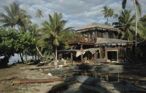Ascienden a 118 los muertos en Samoa por el tsunami causado por un fuerte seísmo
