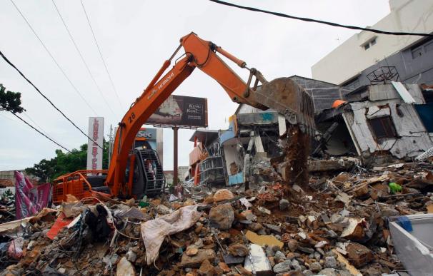 Indonesia teme que haya miles de muertos bajo los escombros