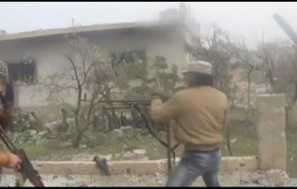 Captura de vídeo del yihadista que recibe un disparo en la cabeza