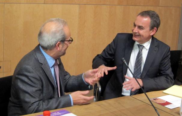 Zapatero afirma que la transición demostró que "hasta el conflicto más irresoluble se puede reconducir"