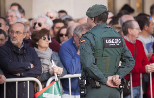 Guardias Civiles critican el "oportunismo" de la Generalitat al pedir las competencias sobre tenencia de armas