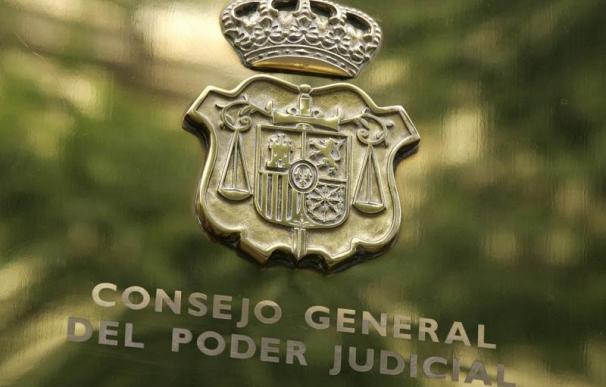 Manos Limpias denuncia a la juez Núñez Bolaños ante el CGPJ por retrasar la investigación de los cursos de formación