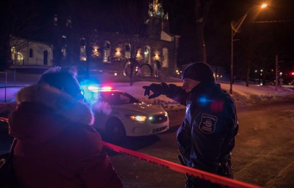 Al menos seis muertos en un atentado terrorista contra una mezquita en Canadá