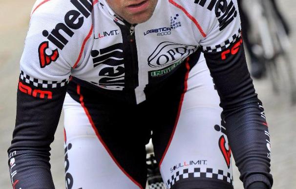 El ciclista belga Frank Vandenbroucke fallece a causa de una embolia
