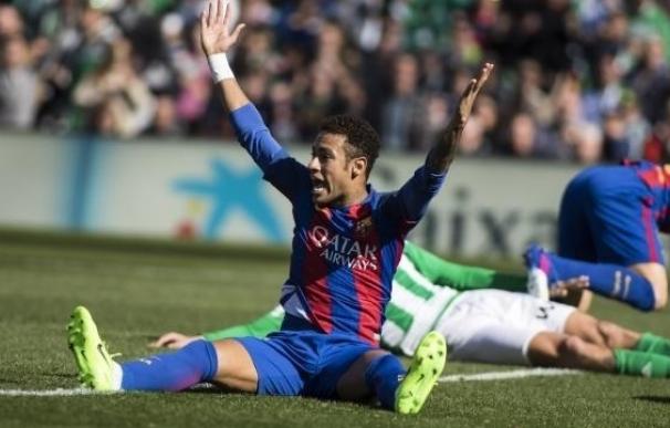El Barça desea implantar de inmediato el videoarbitraje para "mejorar el fútbol y LaLiga"