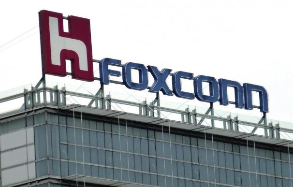Un millar de trabajadores de Foxconn en China en huelga por bajos sueldos