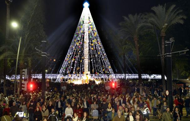 La Navidad deja un balance en Murcia de 135.000 visitas al Árbol y un 6% más de ocupación hotelera