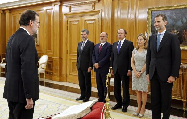 Rajoy: "Ha sido un honor jurar el cargo de presidente del Gobierno y lo asumo con lealtad y responsabilidad"