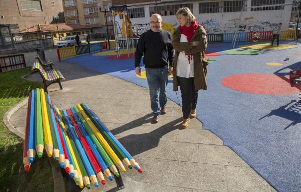Completada la renovación del parque infantil de la Plaza de la Constitución