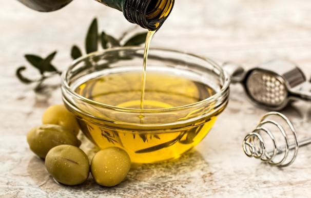 La comercialización total de aceite de oliva se eleva un 11% respecto a la pasada campaña