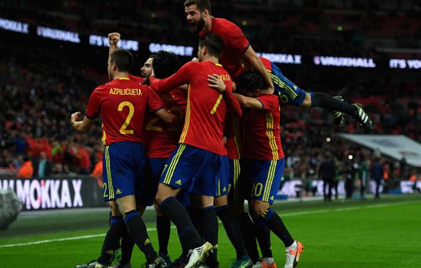España celebra uno de sus goles en Wembley
