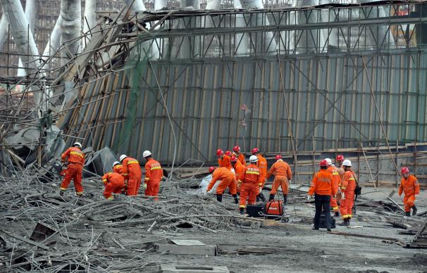 Al menos 40 muertos al derrumbarse una estación eléctrica en China