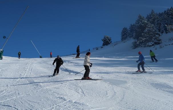 Masella inaugura la temporada de esquí en la Península con la apertura de una pista