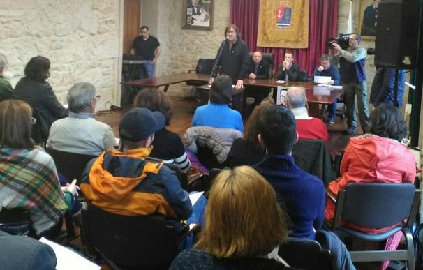 Políticos gallegos y vascos rinden homenaje a Castelao en Rianxo en el 131 aniversario de su nacimiento