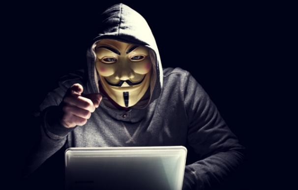 Anonymous ha lanzado duras advertencias a Donald Trump.