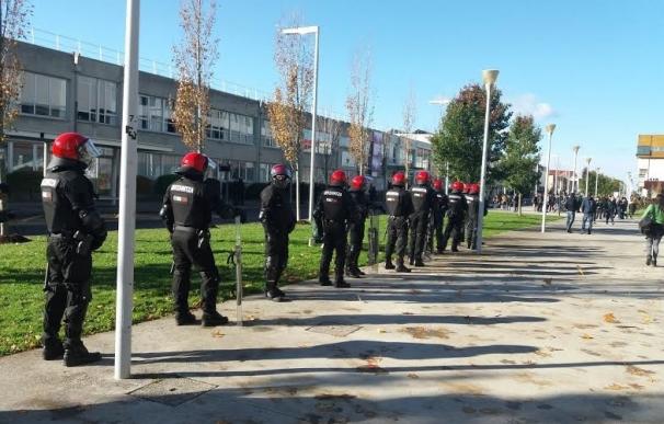 Detenido en el campus de Leioa por agredir a un ertzaina