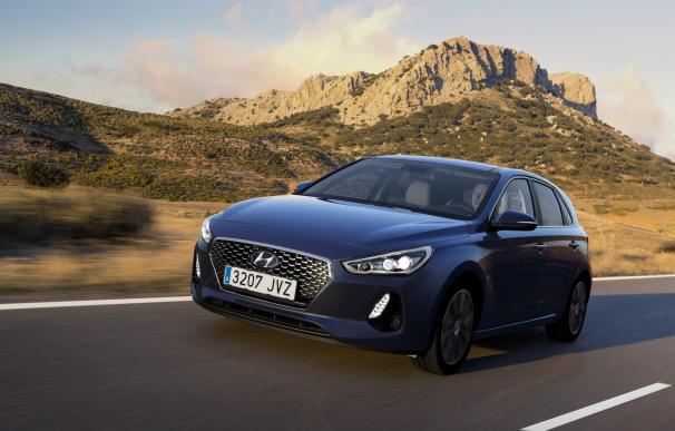 Hyundai lanza en España la nueva generación del i30, con más sistemas de asistencia y conectividad