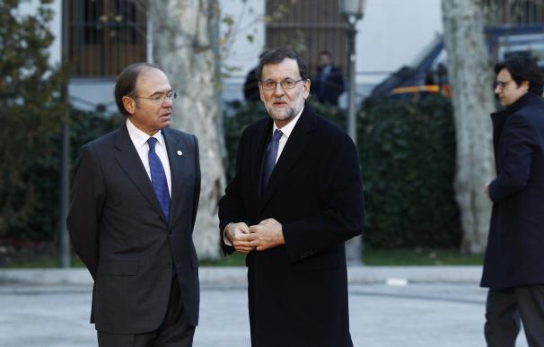 Rajoy dice que afronta esta reunión con "espíritu constructivo y mano tendida al diálogo"