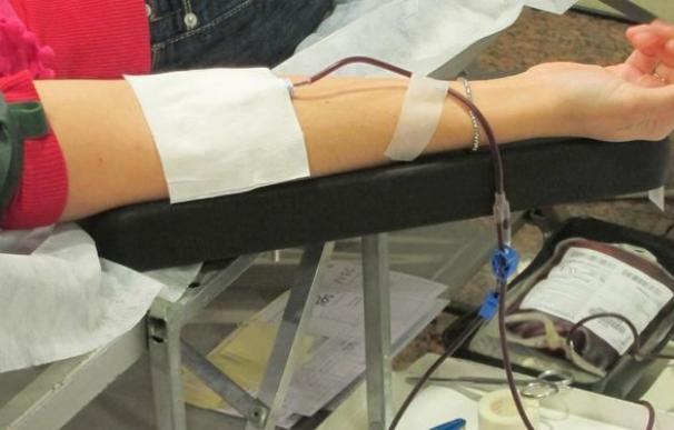Una empresa ofrece transfusiones de sangre joven por casi 7.500 euros