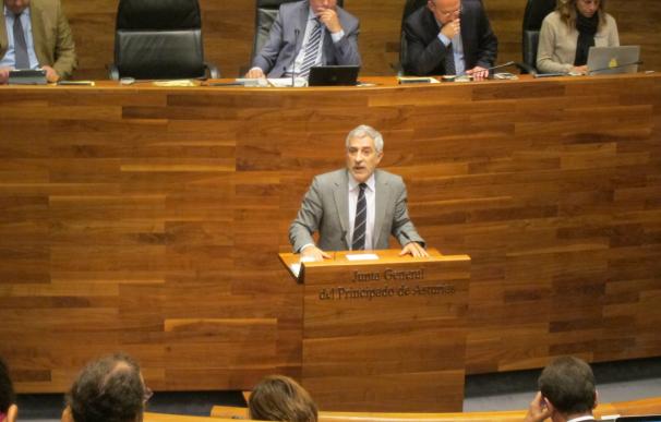 Llamazares (IU) advierte al PSOE de que rechazar su reforma fiscal choca con la búsqueda de consenso con la izquierda
