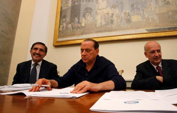 Berlusconi asegura que mostrará a los italianos "de qué pasta" está hecho