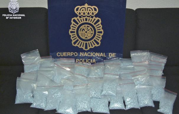 Detenidos dos hombres en Barcelona con 128.500 pastillas ansiolíticas