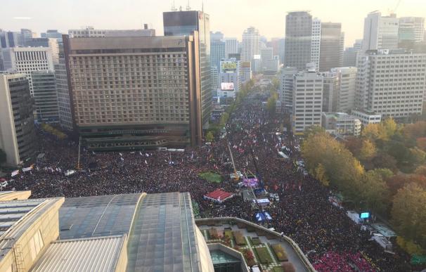 Medio millón de personas exigen en Seúl la dimisión de la presidenta de Corea del Sur
