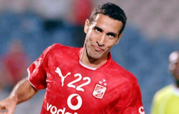 Ídolo del fútbol egipci, Mohamed Abutrika, en la lista negra de "terroristas"