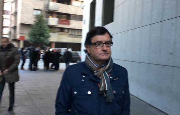 Los seis detenidos de UGT-Asturias no podrán declarar hoy por el gran volumen de documentación pendiente de examinar