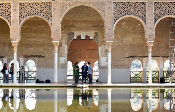 El Defensor del Pueblo pregunta por el proyecto del Atrio para el acceso a la Alhambra y pide garantizar su protección