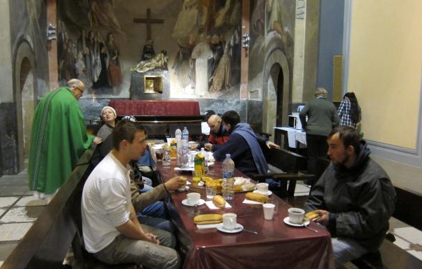 La parroquia de Santa Anna en Barcelona abre sus puertas a 'sin techo' por la ola de frío