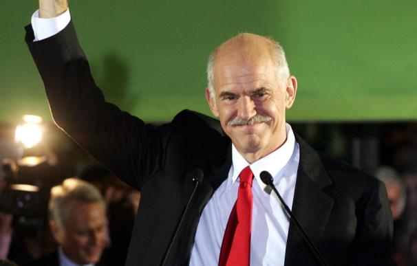 Papandreu promete cambiar el rumbo de Grecia tras derrotar a los conservadores