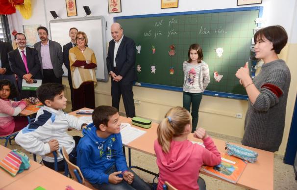 Más de 3.400 alumnos estudian chino en centros educativos públicos de Andalucía