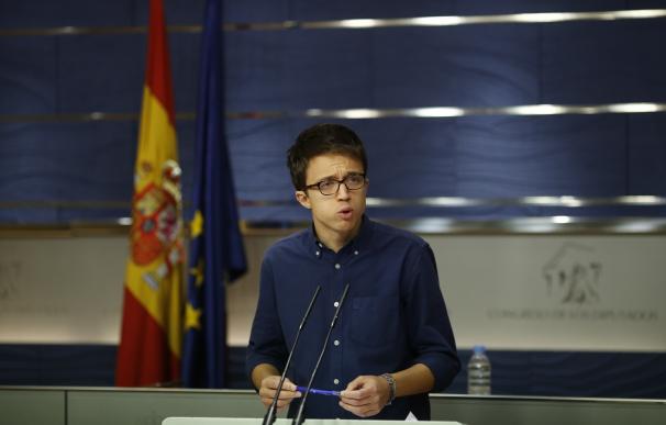Errejón propone limitar los poderes del secretario general y proteger a Podemos de la fusión con IU