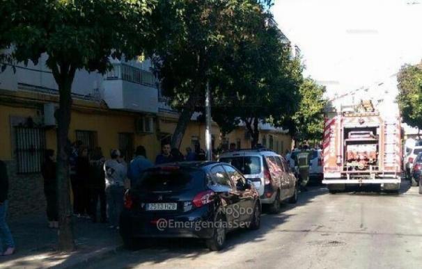 Tres afectados por inhalación de humo tras un incendio en una cocina en San Jerónimo